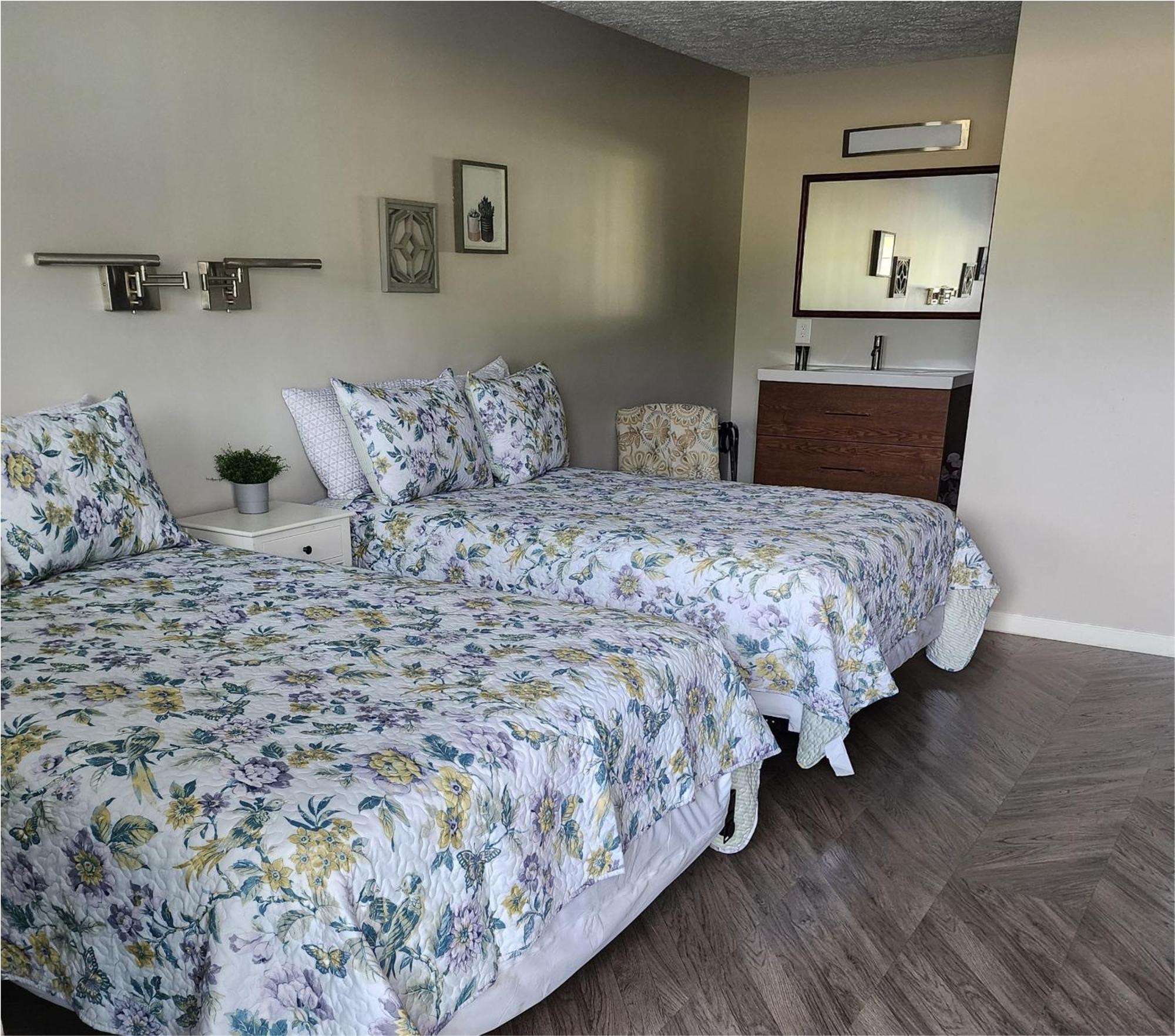 Hotel Lake Anna Glenora Ngoại thất bức ảnh