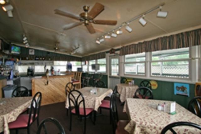 Hotel Lake Anna Glenora Ngoại thất bức ảnh